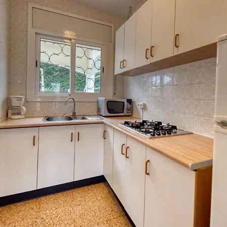 Sleeps 14 Pool Air Con Wifi Vila *